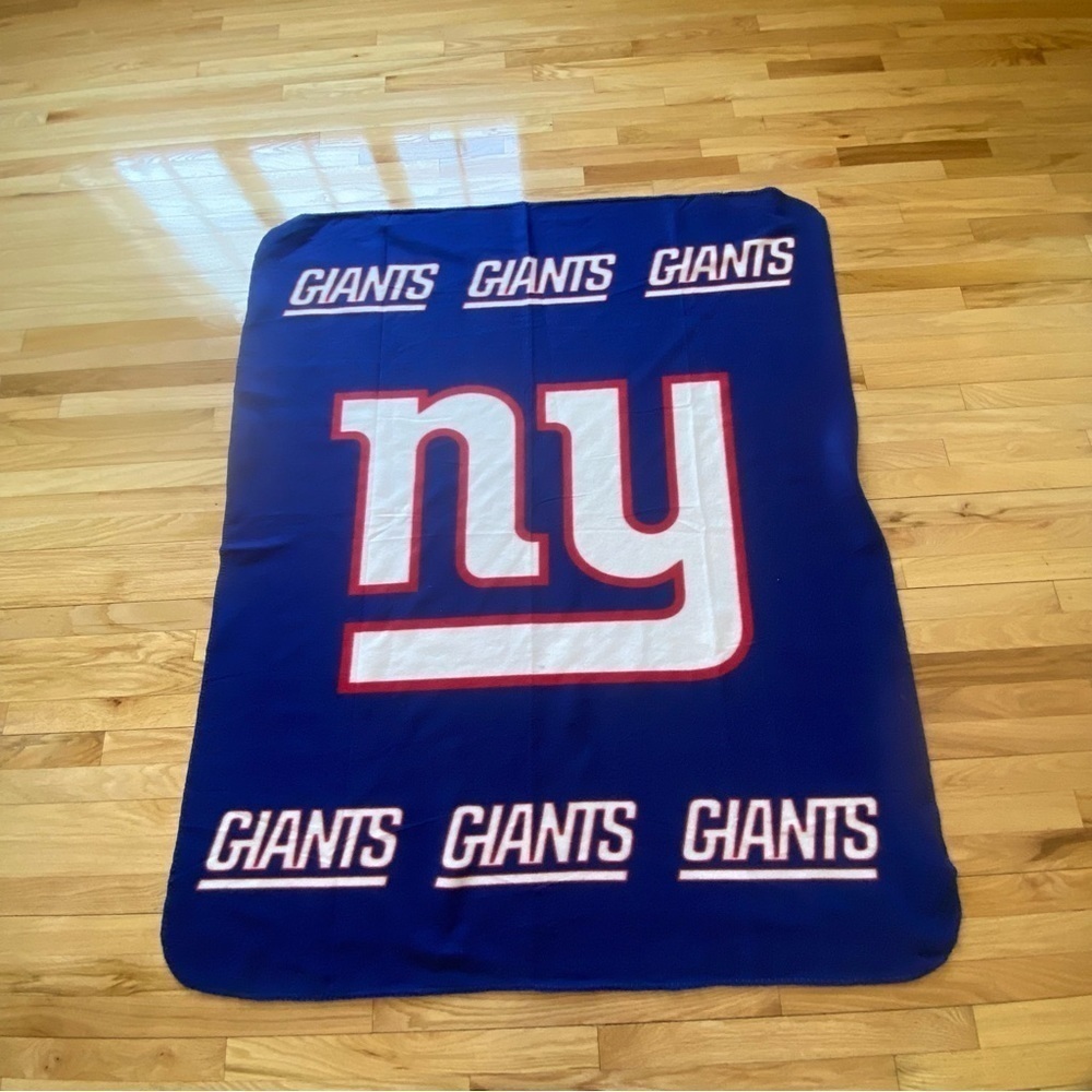 New York Giants NFL Fleece Throw Blanket